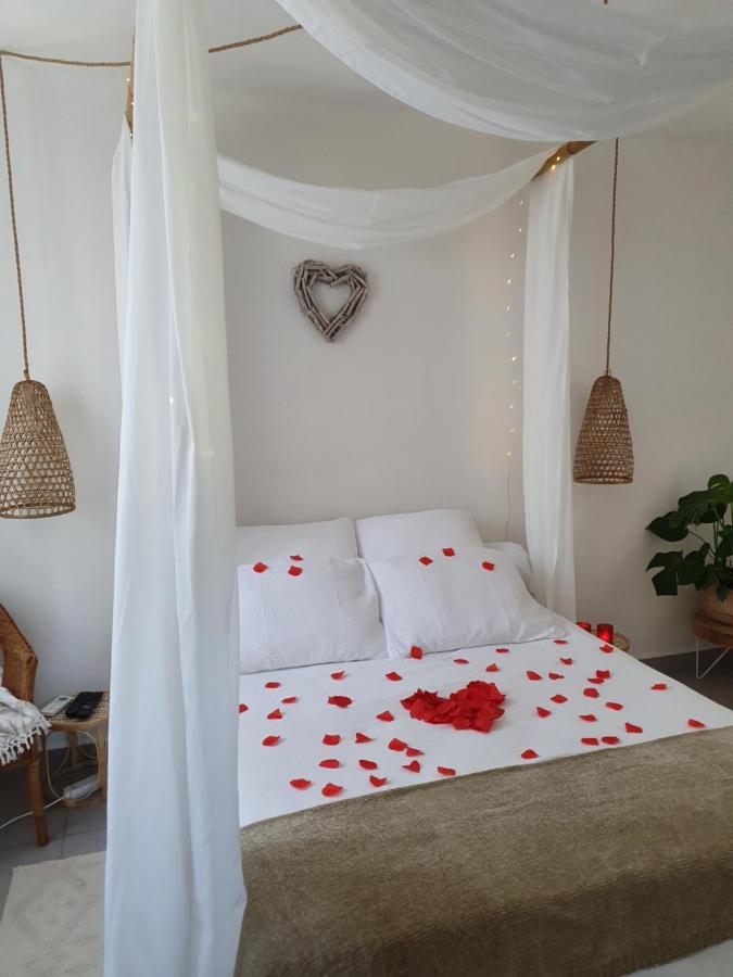 Une Nuit A Bali - Appartement Cocooning Sollies-Toucas Bagian luar foto