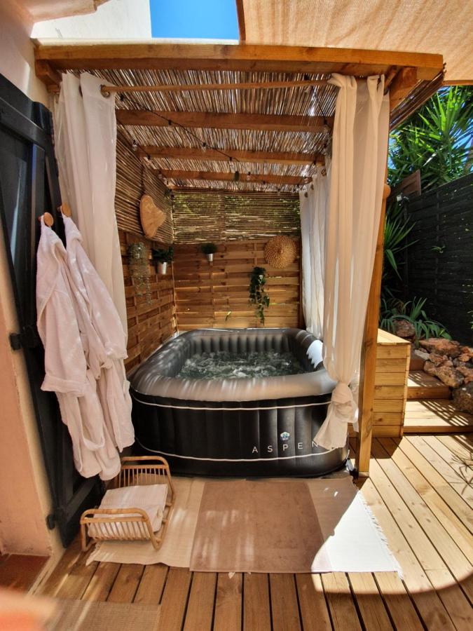 Une Nuit A Bali - Appartement Cocooning Sollies-Toucas Bagian luar foto