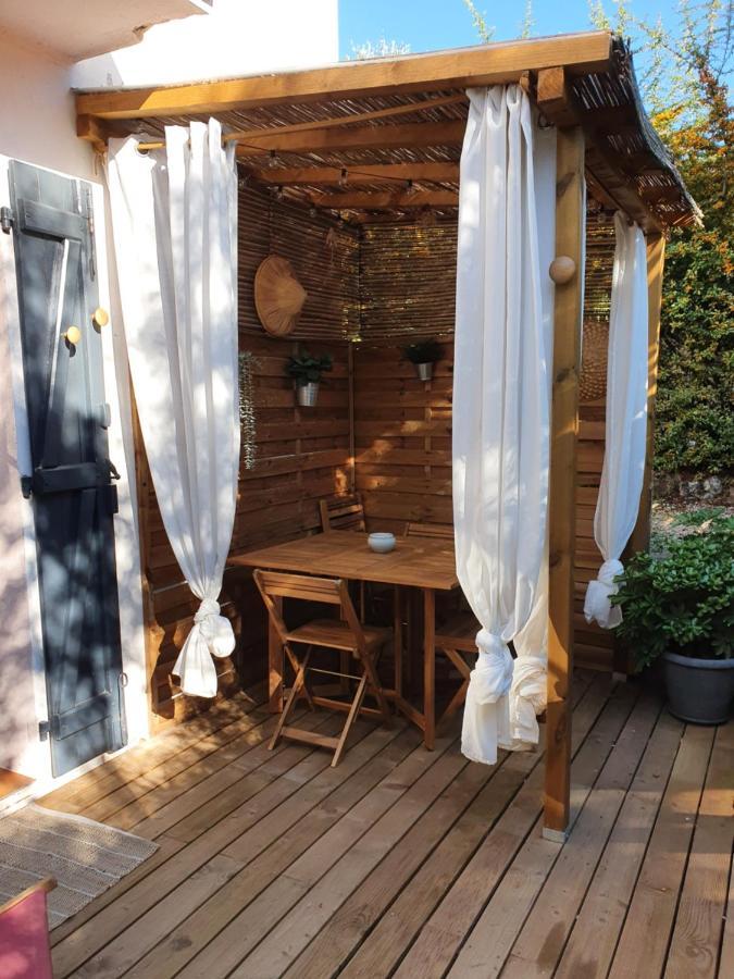 Une Nuit A Bali - Appartement Cocooning Sollies-Toucas Bagian luar foto