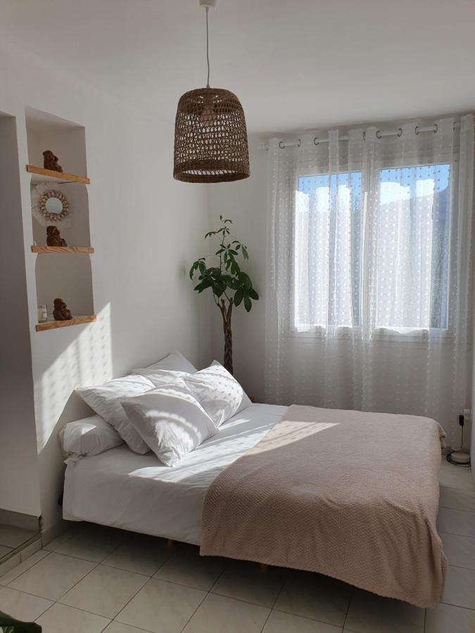 Une Nuit A Bali - Appartement Cocooning Sollies-Toucas Bagian luar foto